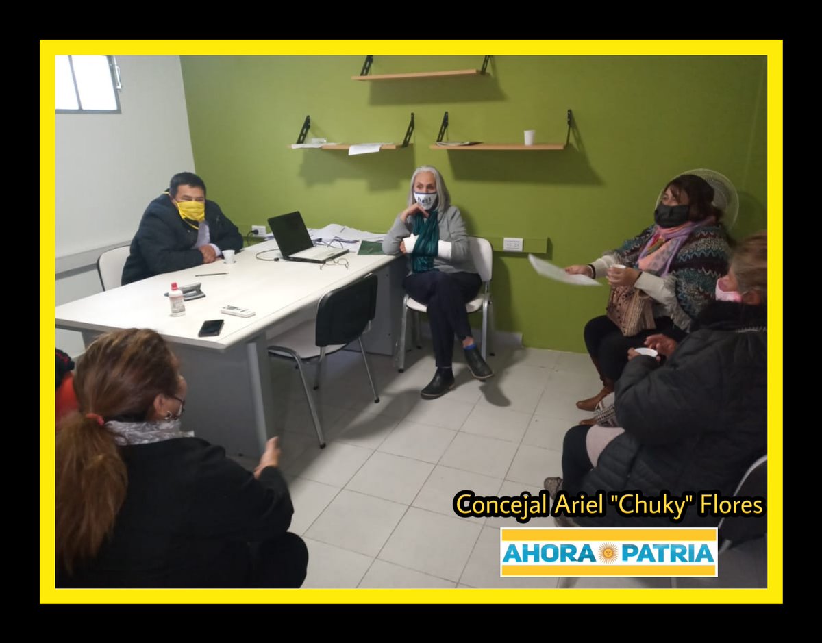 ariel_chuky's tweet photo. Junto a @susanapontussi estuvimos con la Red de Madres "Las Aguilas" un grupo de mujeres organizadas para combatir la violencia de género y con historias de superación y lucha. Nos comprometimos en todo lo que aporte a su crecimiento para la difícil tarea que llevan adelante. https://t.co/lOIOszsZ08