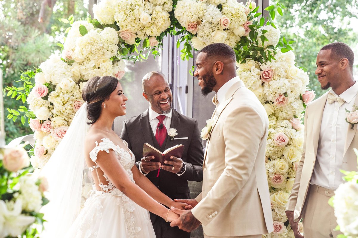 We are still booking for 2020 and 2021 events! Submit inquiries on our website! This beautiful couple, Gabriela and Eric Ebron hosted their wedding in 2018 on The Dunlavy's patio and reception in our main dining room. Photography by <a href="/stephania_photo/">Stephania_Photo</a>. ⁠
