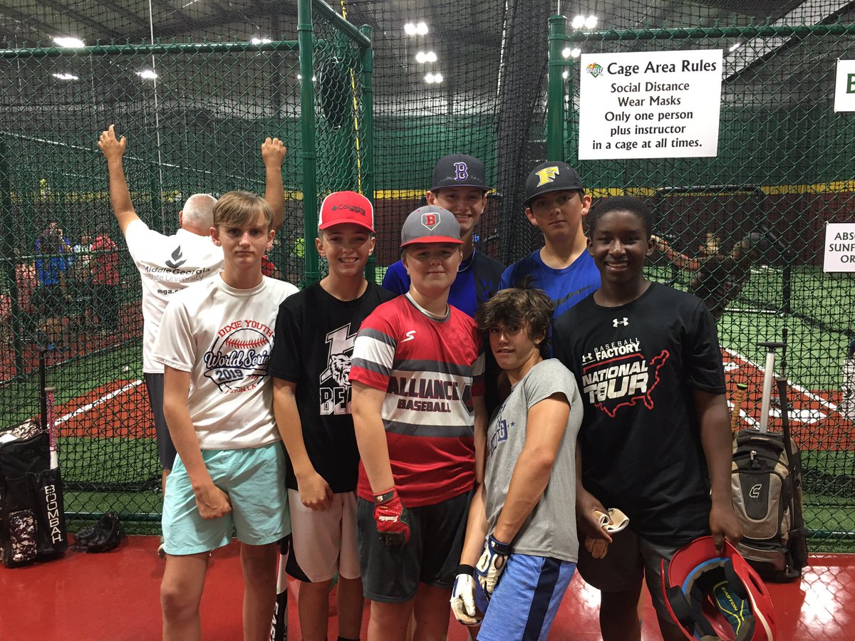 dbatwr's tweet photo. Full house tonight! Thanks to the teams who came out and trained with us! #dbatwarnerrobins #dbatupshow https://t.co/CdF8indovK