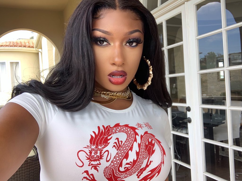theestallion's tweet image. Hot girl Meg 🥵