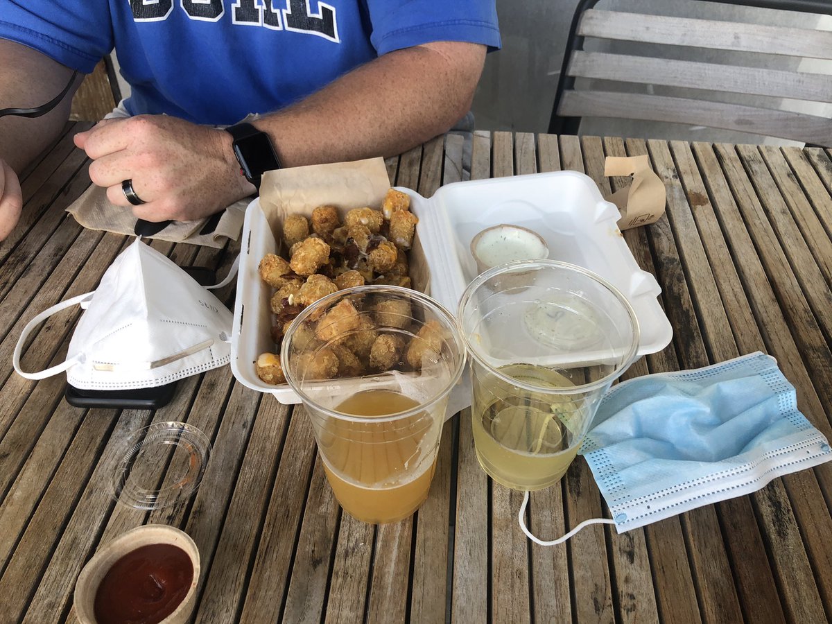 Nice afternoon break at Wooden Nickel with my honey