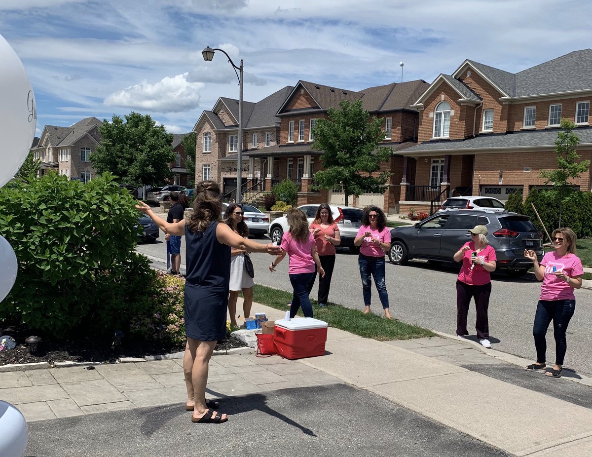 GuardiangelsWB's tweet photo. It was a Drive by SURPRISE Staff Tribute today to bid farewell! 🎈💐 pink Ts, bubbles, sign, mementos, 🍦 tons of 😄, goodwill, gratitude, hope &amp; a few 😭! 
“How lucky [are we] to have something that makes saying goodbye so hard!”
—Winnie the Pooh
 @YCDSB @AArcadi_SO https://t.co/fofhzo5lig