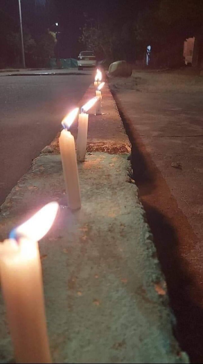 jvZero12's tweet image. -em memória a todos os esquemas que deixei ir por causa de um relacionamento que não deu certo 🖤➰