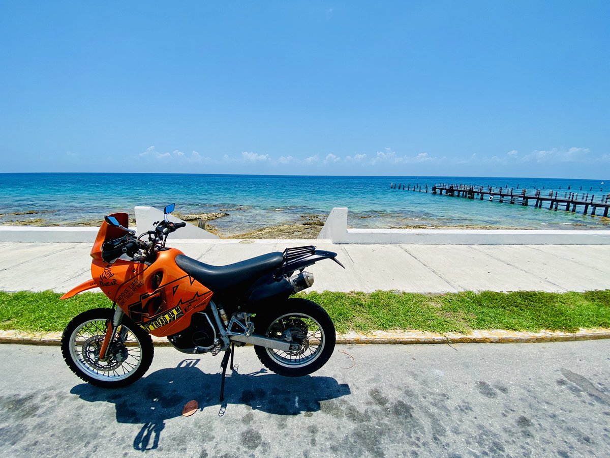 gunnerjoe27's tweet image. Thanks a lot to #wössner #trailtech #thermotec #promoto #jkchains #supersprox #leovince #ufo #pirelli #brembo #wpsuspension and #KTM for making it possible to bring her back to life!!