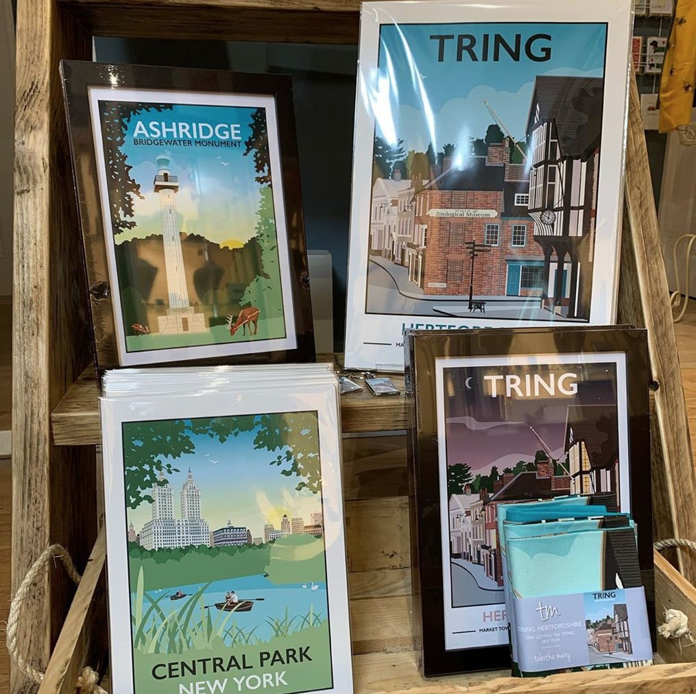 All set up! I'm thrilled to be part of a #popupshop with an amazing collection of local creatives opening tomorrow at 
<a href="/MaggieJJeweller/">Maggie J</a> on #Tring High Street. 

#ShopSmall #shoplocal #supportsmallbusiness 

<a href="/TheSBS_Crew/">#SBS Crew</a> <a href="/jenroffe1/">Jen Roffe</a> <a href="/LuckyLobsterart/">Jo</a> <a href="/LizzieMartell/">Lizzie Martell Illustration</a> <a href="/paperartistuk/">Pieces of Art</a>