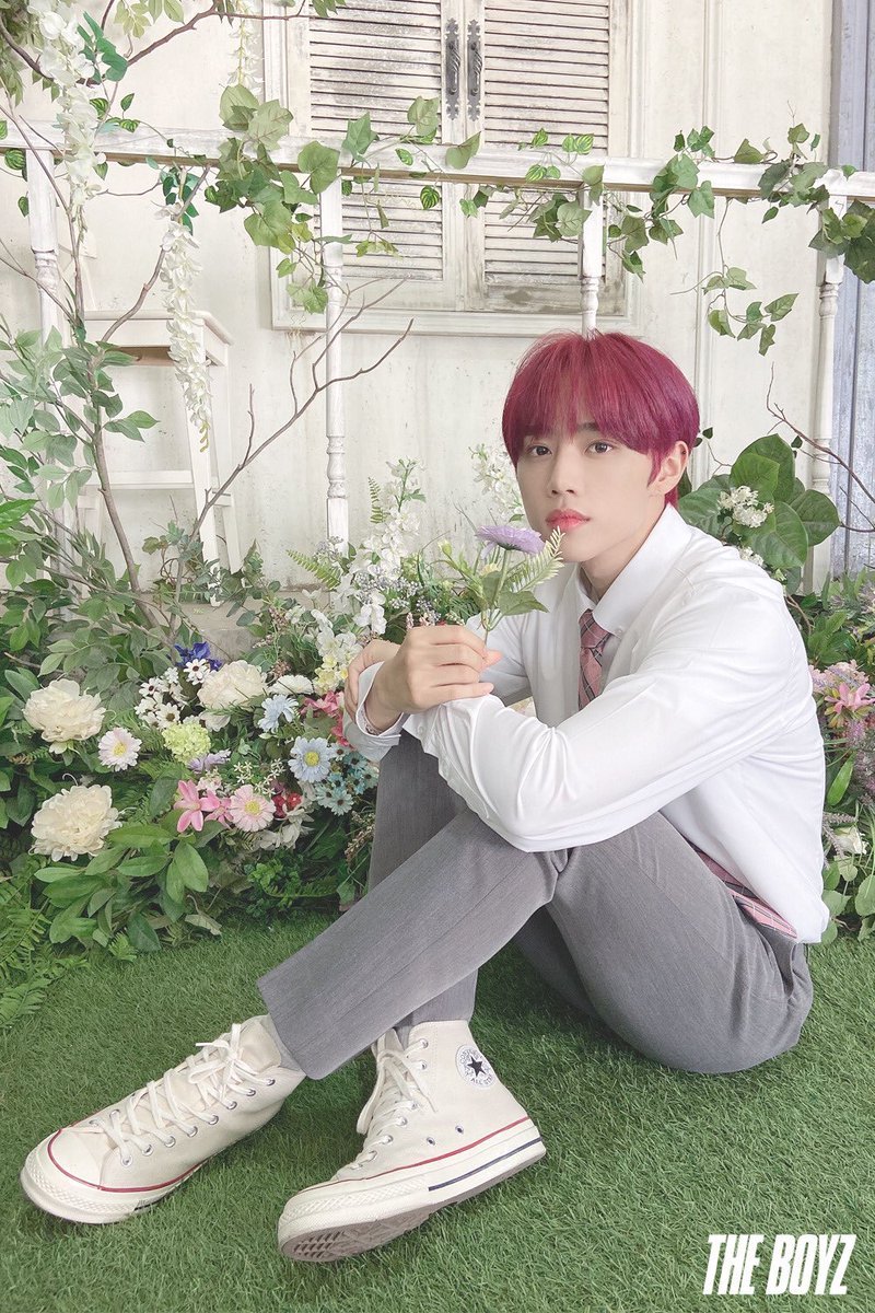 sunjaearchive's tweet image. [📸] THE BOYZ Behind the scenes of Olatte Shoot — SUNWOO 컷

#THEBOYZ #더보이즈 #선우 #SUNWOO