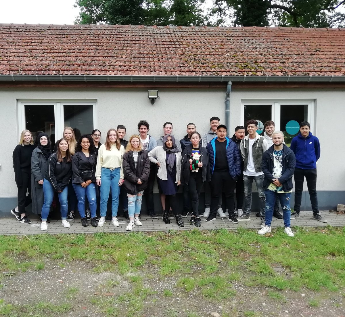 Nog een laatste opleidingsdag bij <a href="/GroepINTRO/">Groep INTRO vzw</a> en deze groep jonge talenten staat klaar om onze jeugdwelzijnswerkers de komende 2 maanden als jobstudent te flankeren tijdens de vakantiewerking! #gigos #jeugdwelzijnswerk #genk3600