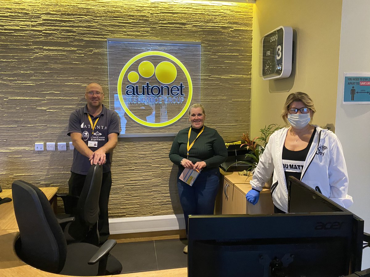 ruffandruby's tweet photo. OMDAYZ! a heartfelt HUGE thanks to Donna ( CSR queen!) & LEGEND Mr Ian Donaldson @idonno07 & the INCREDIBLE AUTONET ( bozlem !) @autonetvan @Ardonagh @swinton providin’ us with a much needed CAR for our charity graft ! #autonet @OfficialSturgey @StaffsChambers @MartinTideswell https://t.co/B6rxfGKxNa