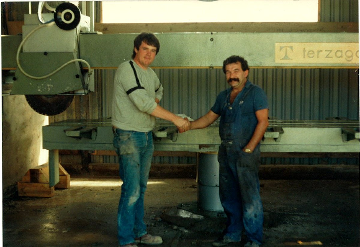 Suttle_Stone's tweet image. On behalf of everyone at Suttles we would like to wish our Chairman, Chris Suttle a very Happy Birthday today. 🥳🎂🎈
Chris here looking very pleased after taking delivery of his brand new Terzago GLS 37. 
Can anyone guess the year? 🤔