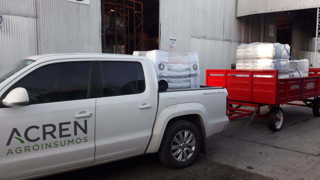 AcrenSa's tweet photo. Brindando. Mejor servicio a nuestros clientes 👏👏👏

#acren #viernes #campo #partidoderamallo https://t.co/Qn9RXyPIPO