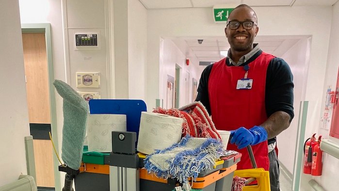 Nic Beech (@nicbeech1) on Twitter photo We join <a href="/UniversitiesUK/">Universities UK</a> to thank Sports Science student @Jerry_Okoye_, who volunteered at the <a href="/RoyalFreeNHS/">Royal Free London</a> as an emergency responder, and has now applied to be a Check-in and Chat assistant for individuals who are shielding. I couldn't be more proud of #TeamMDX #WeAreTogether We join <a href="/UniversitiesUK/">Universities UK</a> to thank Sports Science student @Jerry_Okoye_, who volunteered at the <a href="/RoyalFreeNHS/">Royal Free London</a> as an emergency responder, and has now applied to be a Check-in and Chat assistant for individuals who are shielding. I couldn't be more proud of #TeamMDX #WeAreTogether