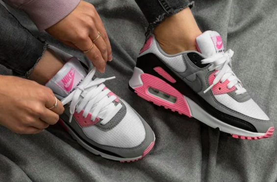 Captain Creps - Sneaker Deals UK on 