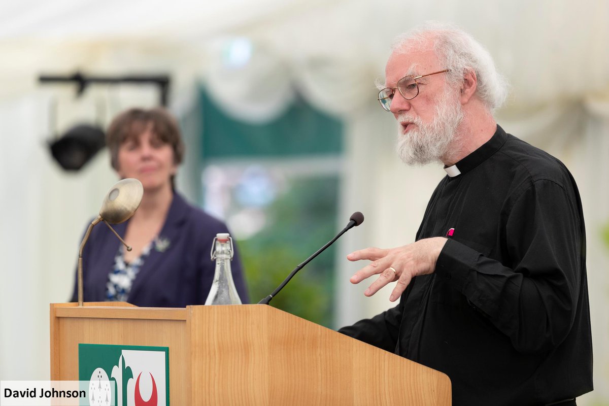 Thank you to Speakers, Hosts, and Special Guests –  @KarenPierceUK,  #BaronessHale,  @alexrotas,  @drphilhammond,  @wdsavage,  @ProfSarahHarper, Hilary Marlow,  @TheLordWilliams,  @dramydonovan, Charlie Bell, Caroline Shenton  @dustshoveller,  @SeanCollinsChem, Prof Lord Martin Rees, 5/n