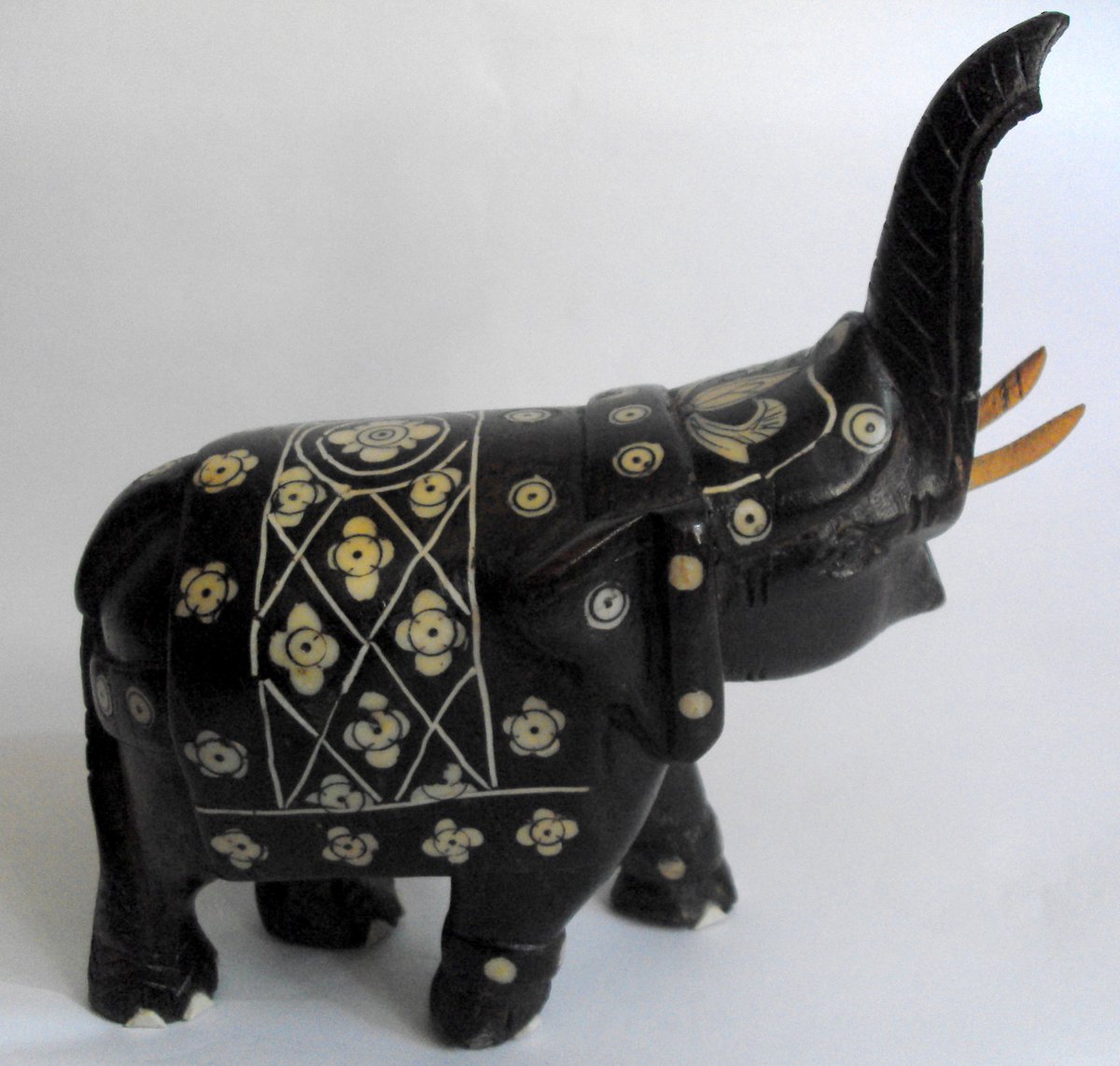 CartersCollecta's tweet photo. #FridayMotivation #StaySafe #BeKind Keep๐ฌ๐ง Tidy
#Shielding Day109
Eyes still bad so off Twitter mostly
Priorities:
#Parcels2Pack
Processing
Theme: #Animals
Stuck for #GiftIdeas?
Delve into #Antique / #Vintage / #Collectables website for inspiration
https://t.co/NPLKhy4hIL https://t.co/V0UUvz9QRX