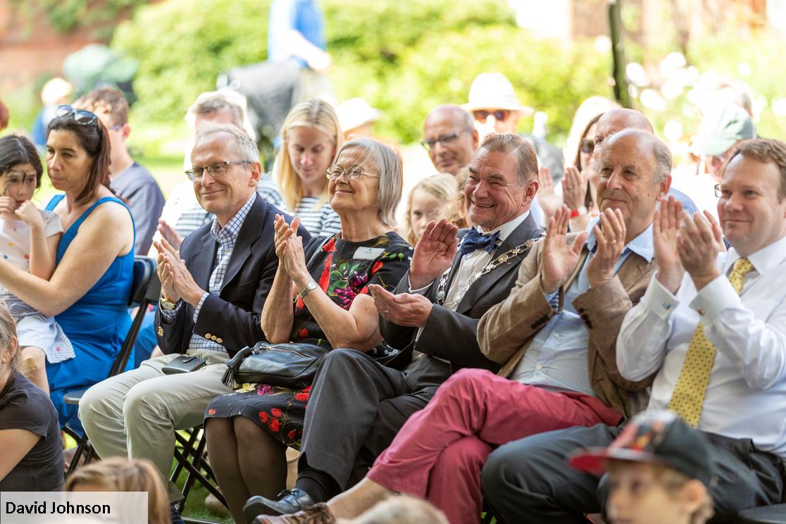 Brian Buncombe, John Davies, George Cowperthwaite, Roland Randall, Fiona Cooke,  @harrietallen88, John Lendon, Prof Mike Graham,  #EdSheeran,  @illoydwebber, Jane Abraham, Priscilla Mensah,  @girtonglebeps,  @UniCamPrimSch,  @cambridgeppf,  @SouthCambs .11/n