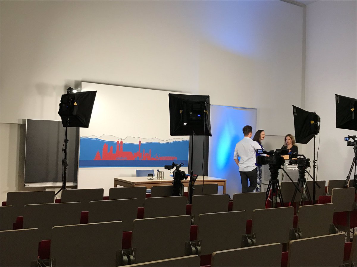 Tag 2 der Aufnahmen im Studio mit @MEventsEurope und <a href="/Schoenith_Media/">Schoenith Media</a> läuft! #FOBIDIGITAL