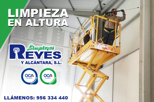 No hay trabajo de limpieza y desinfección 💦 que se nos resista, aunque sea a varios metros sobre el suelo.
Infórmese y pida su plan personalizado para su negocio, comunidad o industria > limpiezasreyes.es