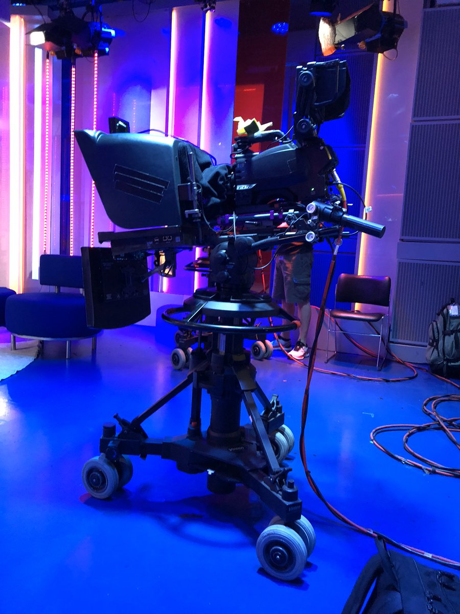 Bank on Dave tweet media