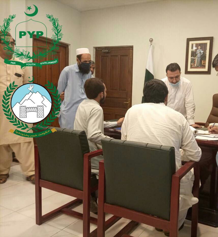 PYPforyouth's tweet photo. Pak Youth parliament Khyber Pakhtunkhwa Youth Minister For Higher education Haji Akbar Meeting with Special Advisor to CM KP For Higher Education khaliq Ur Rehman. 
@Shafqat_Mahmood
#PYP
#Pak_youth_parliament
#FutureLeadersOfPakistan
#ProudOfNation
#PYP4PAKISTAN
#PYP4Students https://t.co/eAntXezEJl