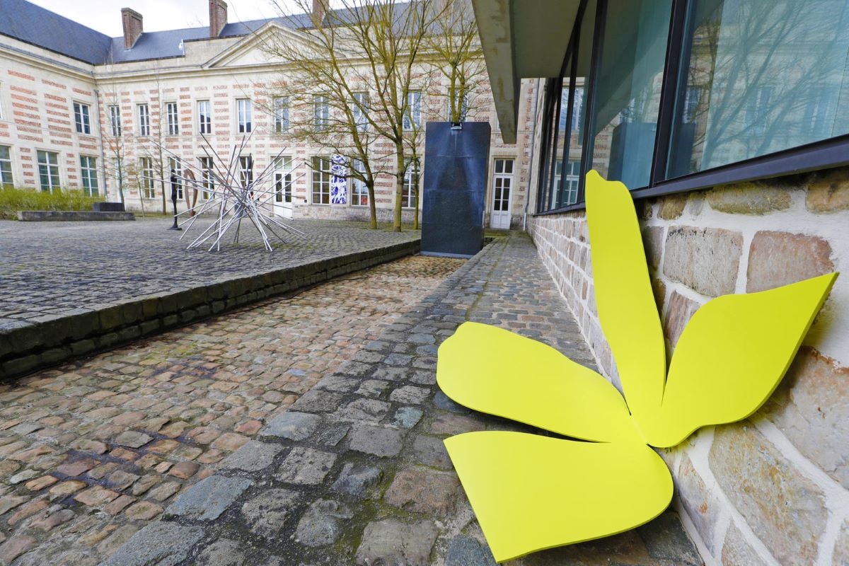 departement59's tweet photo. Ce soir, c'est le début des vacances scolaires ! 😎 Autre bonne nouvelle, c'est le 1er dimanche du mois ce week-end. Nos musées vous accueillent donc gratuitement ce 5 juillet, dans le respect des mesures sanitaires. 🖼️ Pensez à réserver votre visite. 👉 https://t.co/nM4ULQ8RnX https://t.co/M3LGcNh6XU