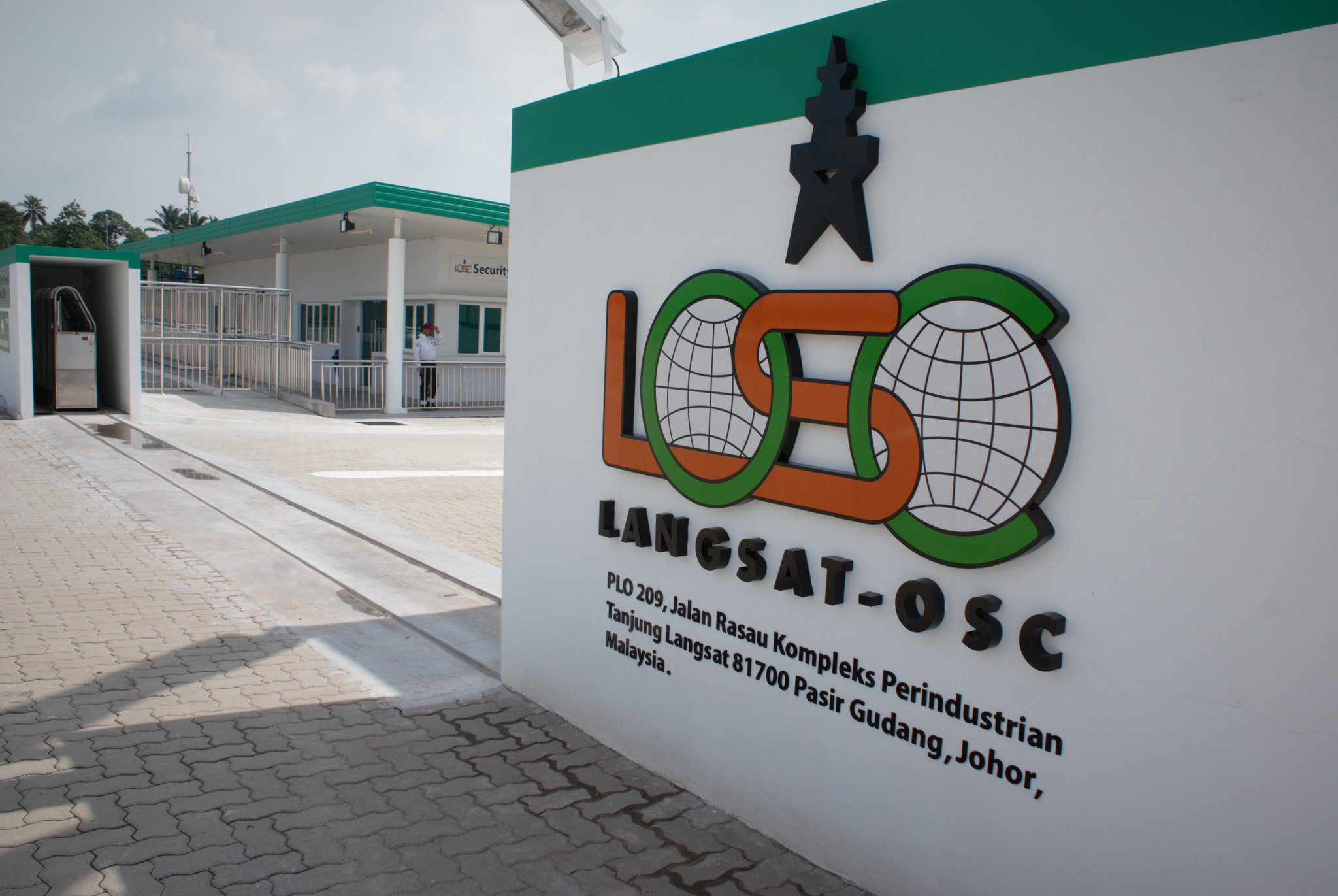Langsat Osc Sdn Bhd On Twitter Losc Provide Bonded Storage And Service Workshops Our Base Is Strategically Located In Tanjung Langsat Johor Malaysia And A Jv Company Between Osc Dubai And Johor