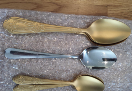 LTMateUSA's tweet image. Customer Review,
"Color of this cutlery is what I expected. However - some of the pieces are a bit odd compared with "normal" cutlery - see photos for comparison. "🤗
🔥Amazon: amzn.to/2VIheGu
😃Website: bit.ly/HFHoften
#silverwareset #dinnerwareset #flatwareset