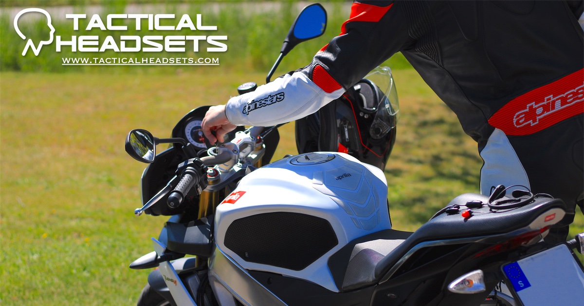 <a href="/Tacticalheadset/">Tactical Headsets</a>
 Open, closed or no helmet? The Tactical Headset doesn't care. No more wind engine or traffic noise, just your voice. Loud and clear. #biker #intercom #headset #motorcycle #noisecancelling #militarytech