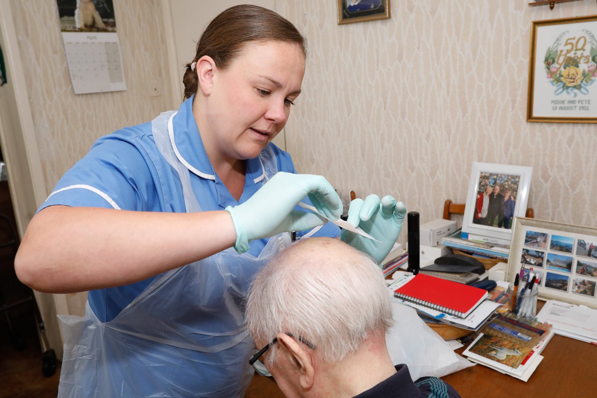 NCACareersNHS's tweet photo. Are you a nurse interested in working as part of a high performing health &amp; social care team?

Oldham District Nursing are seeking to recruit new passionate #RGNs to join their service. All applicants must hold NMC pin &amp; be able to work full-time. 

Apply: https://t.co/Qo7lZQ8A2m https://t.co/adcdoEKuMp