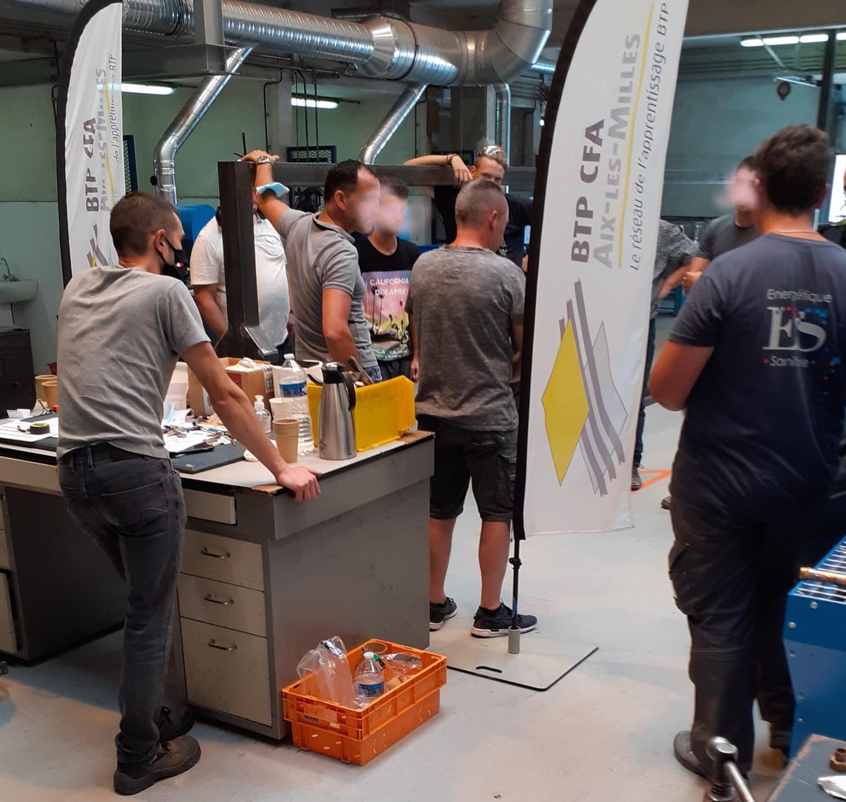 btpcfaAix's tweet photo. #WorldSkillFR Retour en images sur les sélections régionales des #OlympiadesDesMétiers au @btpcfaAix.
Jour 2(01/07) : épreuve en Installations Sanitaire et Thermique.
#apprentis #apprentissage #ODM2020 https://t.co/NTurPQPwx0