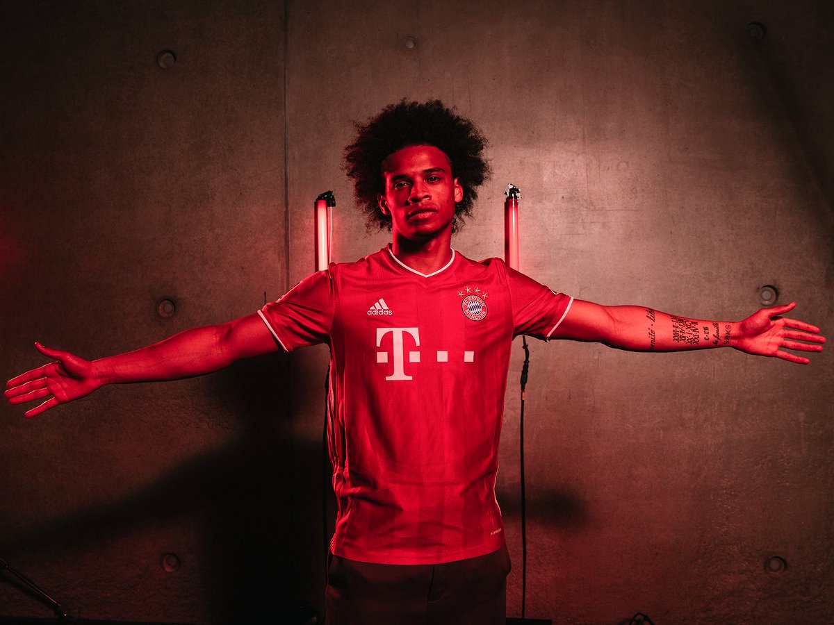brfootball's tweet photo. Leroy Sane finally repping the Bayern shirt 📸 https://t.co/QSZNRIKbl8