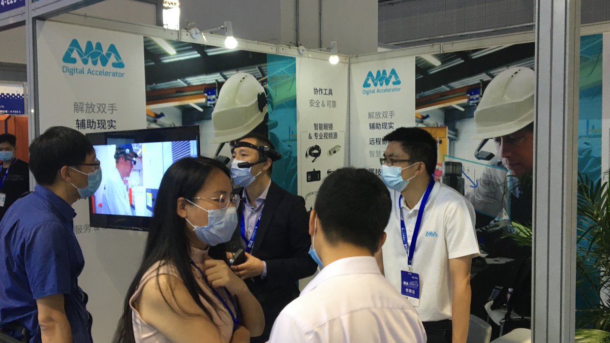 AMA_XPERTEYE's tweet photo. Tomorrow will be the last day for you to meet Wenhua and Scott at the #Shanghai Intelligent Factory exhibition. @GoChina9
Come and see how our #XpertEye #AR solution has become a valuable asset in factory's digital transformation!
#SIA #intelligentfactory #industry40 https://t.co/rC7vKxFHqY