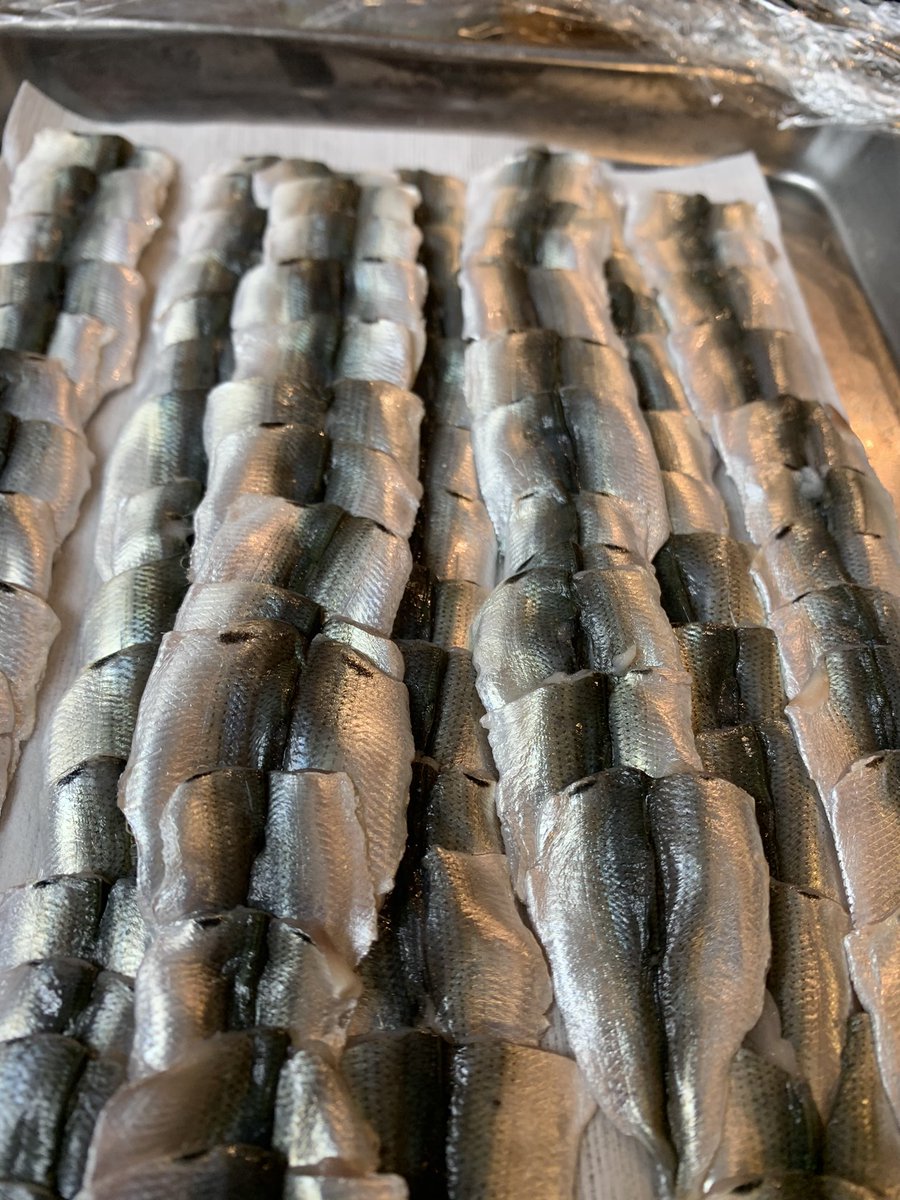 jinpei4982's tweet image. 完成　#しんこ　#新子　#しんこ握り　#新子握り　  #和食 #海鮮料理 #じんぺい  #居酒屋  #品川区居酒屋  #テイクアウト #日本酒 #大森居酒屋  #誕生日　#会食　#うに　#刺身　#大井町居酒屋　#和食　#和食コース