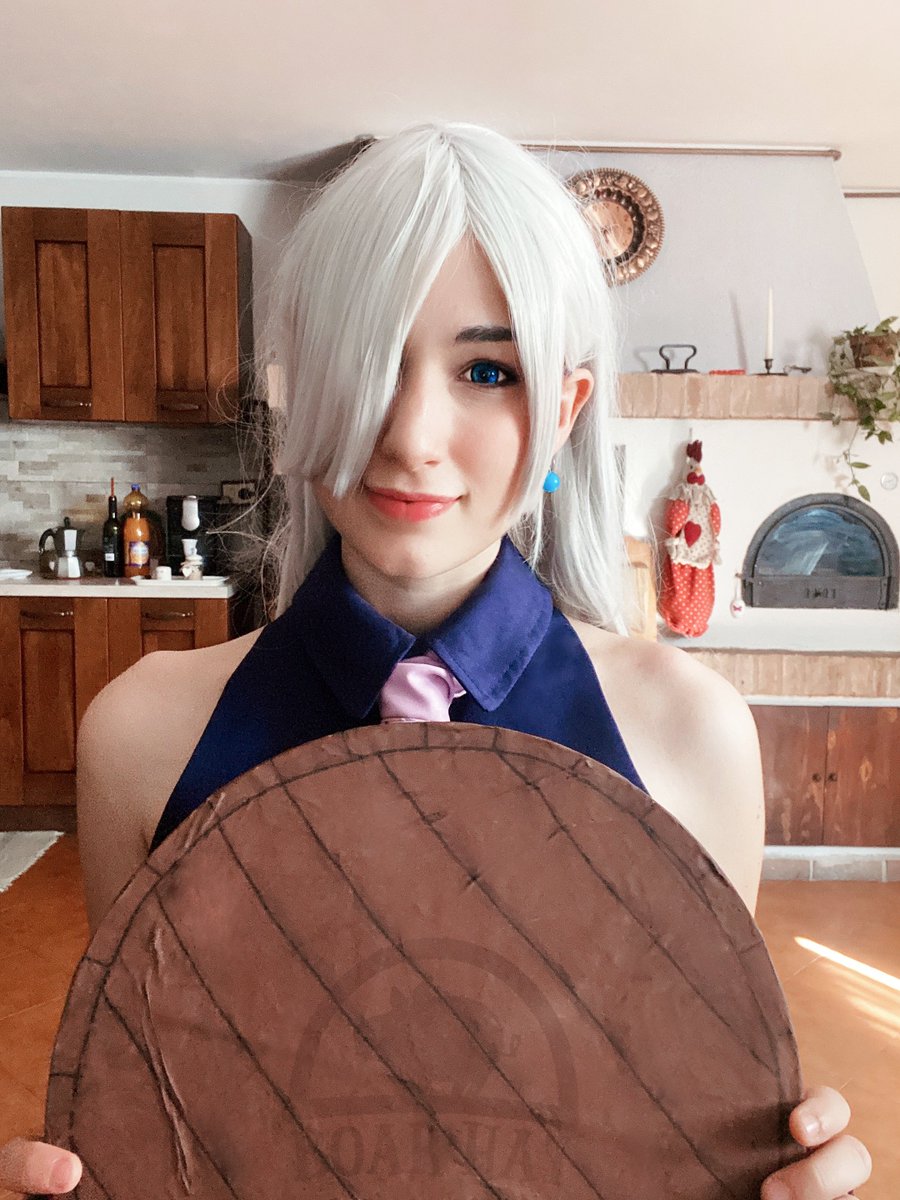 jekyje95's tweet photo. ✨Welcome to the "Boar Hat" !🐖✨

#elizabethliones #elizabethlionescosplay #cosplay #NanatsuNoTaizai #エリザベスリオネス #七つの大罪  #七つの大罪コスプレ #コスプレ #boarhat🐖 https://t.co/tosbg6Pgem