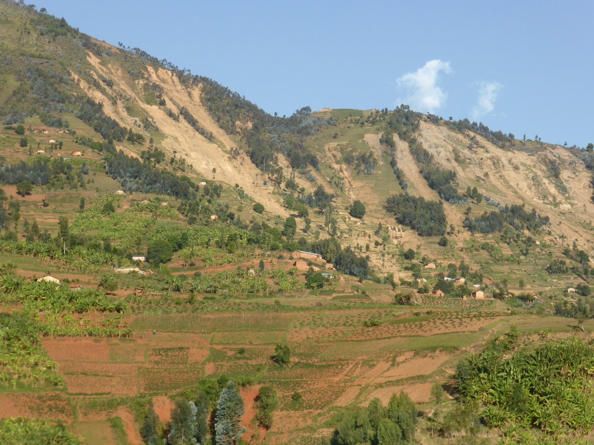 Olivier Dewitte (@olivierdewitte3) on Twitter photo In our new paper, we study the timing of #landslides in the North Tanganyika-Kivu Rift region. Diverse processes in a diverse tropical environment.
link.springer.com/article/10.100…
<a href="/africamuseumbe/">The AfricaMuseum</a> #africa #georiska In our new paper, we study the timing of #landslides in the North Tanganyika-Kivu Rift region. Diverse processes in a diverse tropical environment.
link.springer.com/article/10.100…
<a href="/africamuseumbe/">The AfricaMuseum</a> #africa #georiska