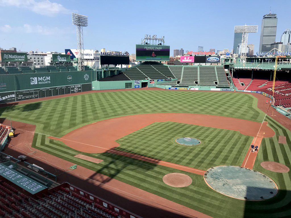 Drm3llor's tweet image. Huge Shout out to my coworkers for getting the field in great shape for the start of summer camp. I truly appreciate everyone’s individual efforts and teamwork. #thankyou #appreciation #SummerCamp2020  #RedSox  #mlb #fenwaypark photos by Devin Fitman