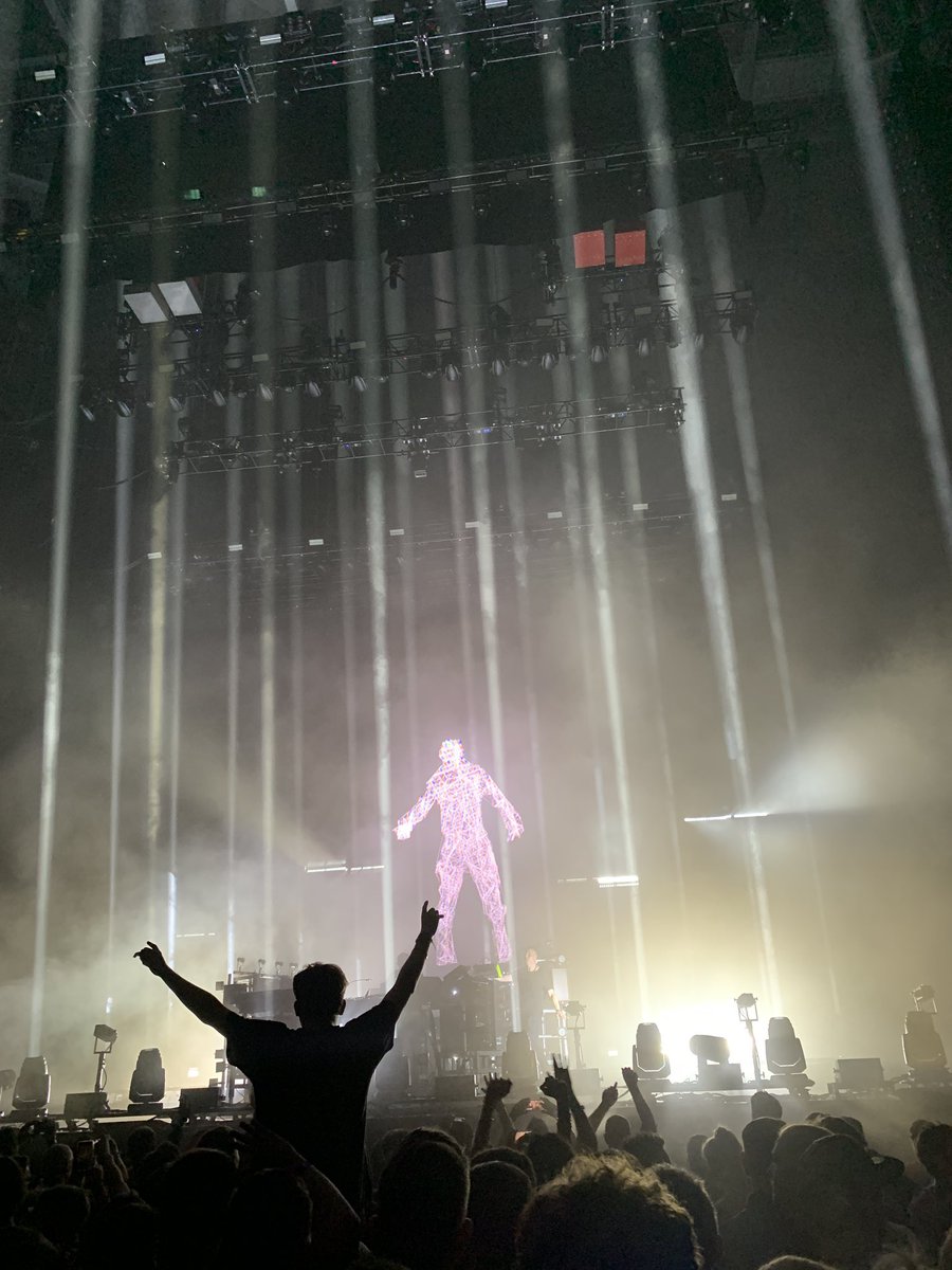 From the same awesome night, showing support for live music and the other arts.