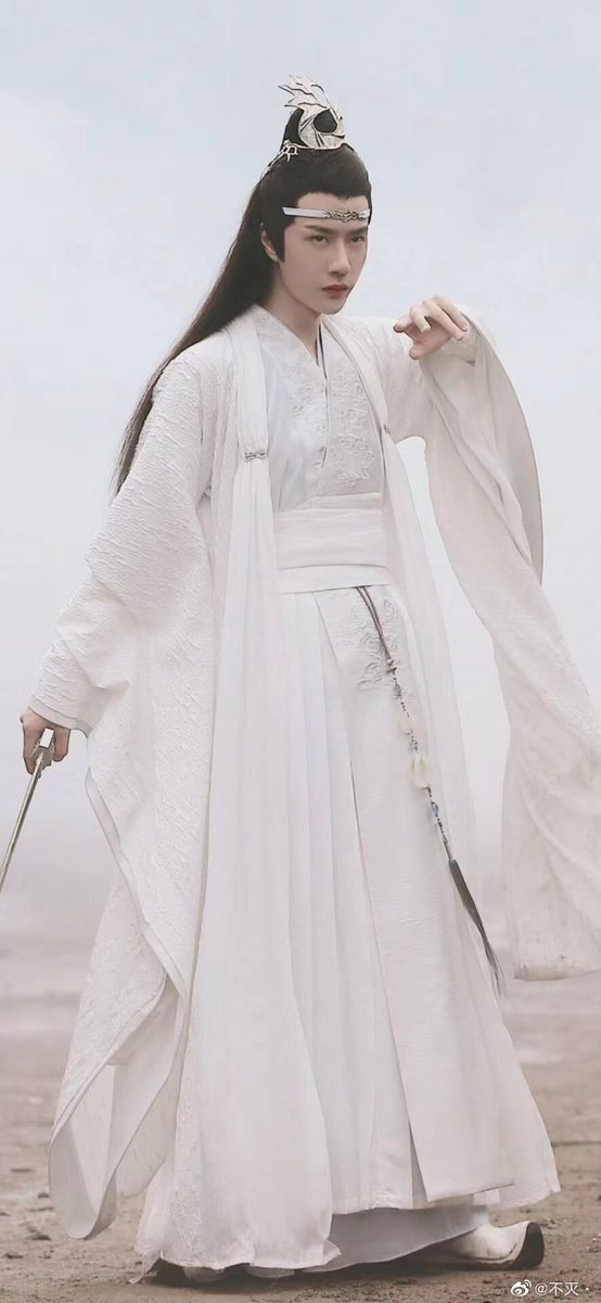 見たことのない含光君 キレイ…尊い……😭 #王一博 #藍忘機 #陳情令