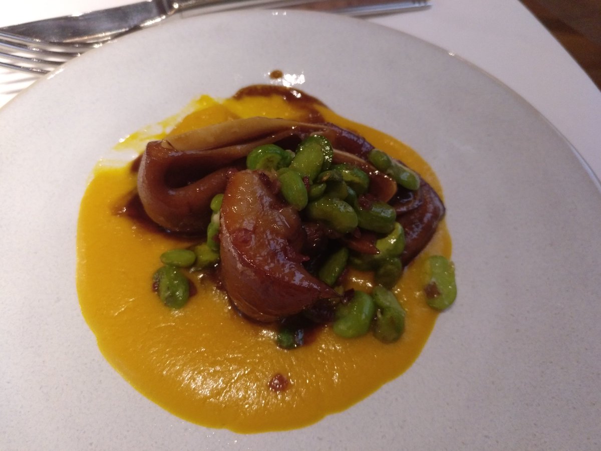 Francis Paniego: grandísima persona, querido amigo y enorme cocinero. La esencia de su madre, Marisa, permanece en cada plato. Gracias por compartir un día de disfrute y alegría.