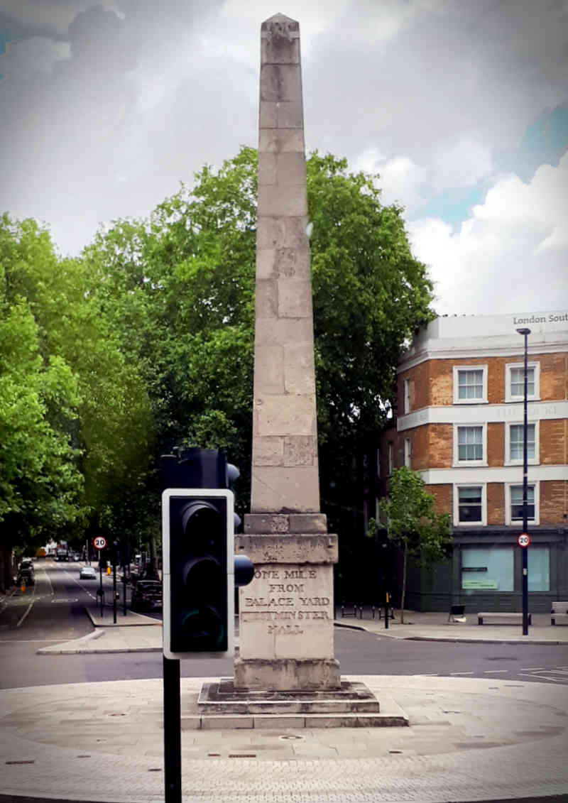 The much moved and resited obelisk at St George's Circus, practically the only remnant of the ambitious plans outlined by  #RobertMylne and further projected by  #GeorgeDance the younger to drain the marshes and lay out a new town, following the building of Blackfriars Bridge