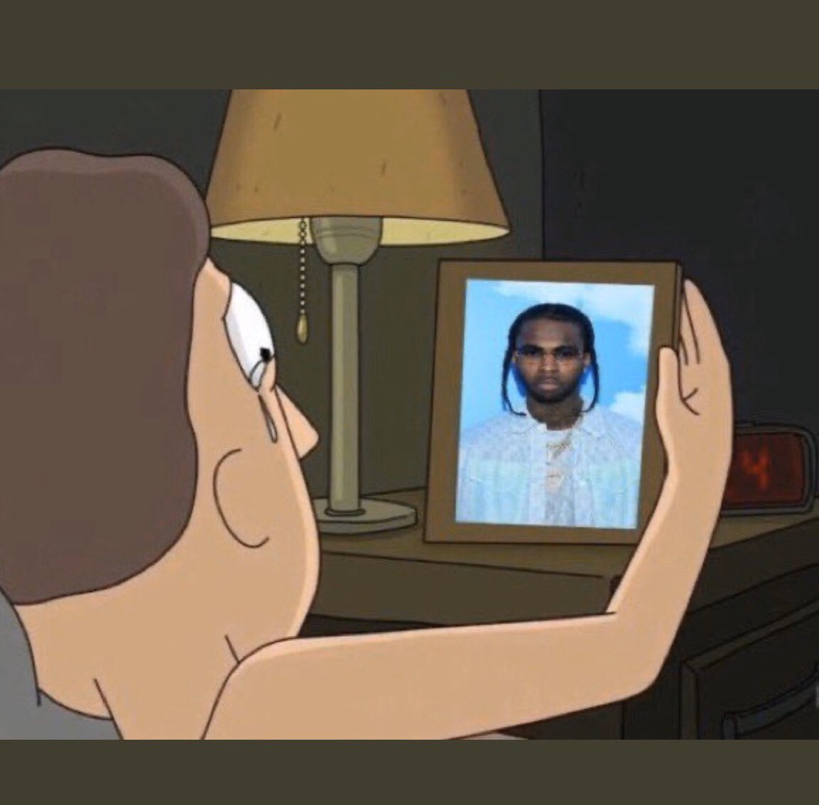 Eb_nCnCWoAMtLjJ