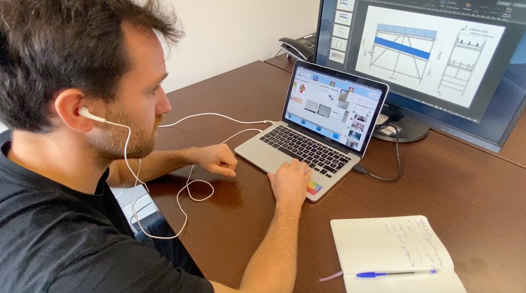 Started the day off with this great tool - <a href="/Sofacollaborate/">Sofa</a> 💡
Collaborating on projects from a distance as if everyone were in the same room, plus it's so fluid and easy to use ✌️ Well done <a href="/Tamaplace33/">Tamaplace</a> for #Sofa &amp; #Garden

#collaboration #teamwork #teamworkmakesthedreamwork