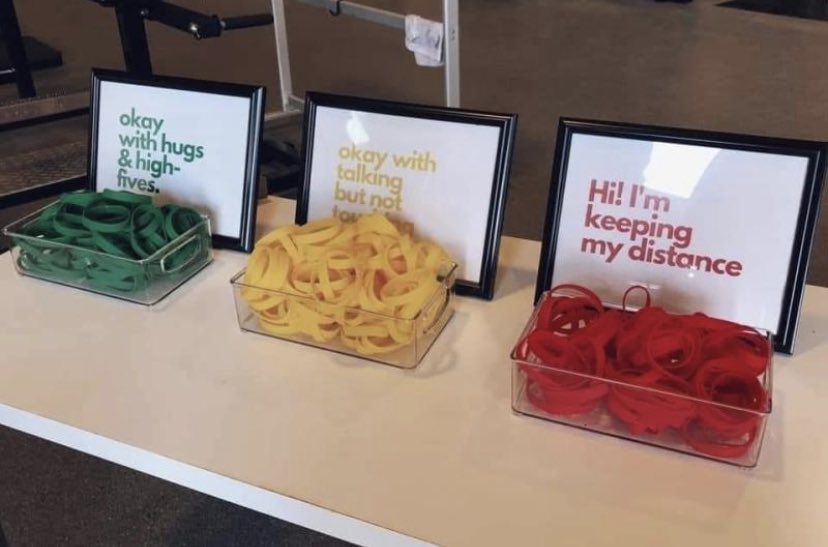 What are your thoughts on this traffic light system? Would you be keen to wear wristbands to show your level of interaction / contact once the event industry opens back up again? 

#eventprofs #safety #newnormal