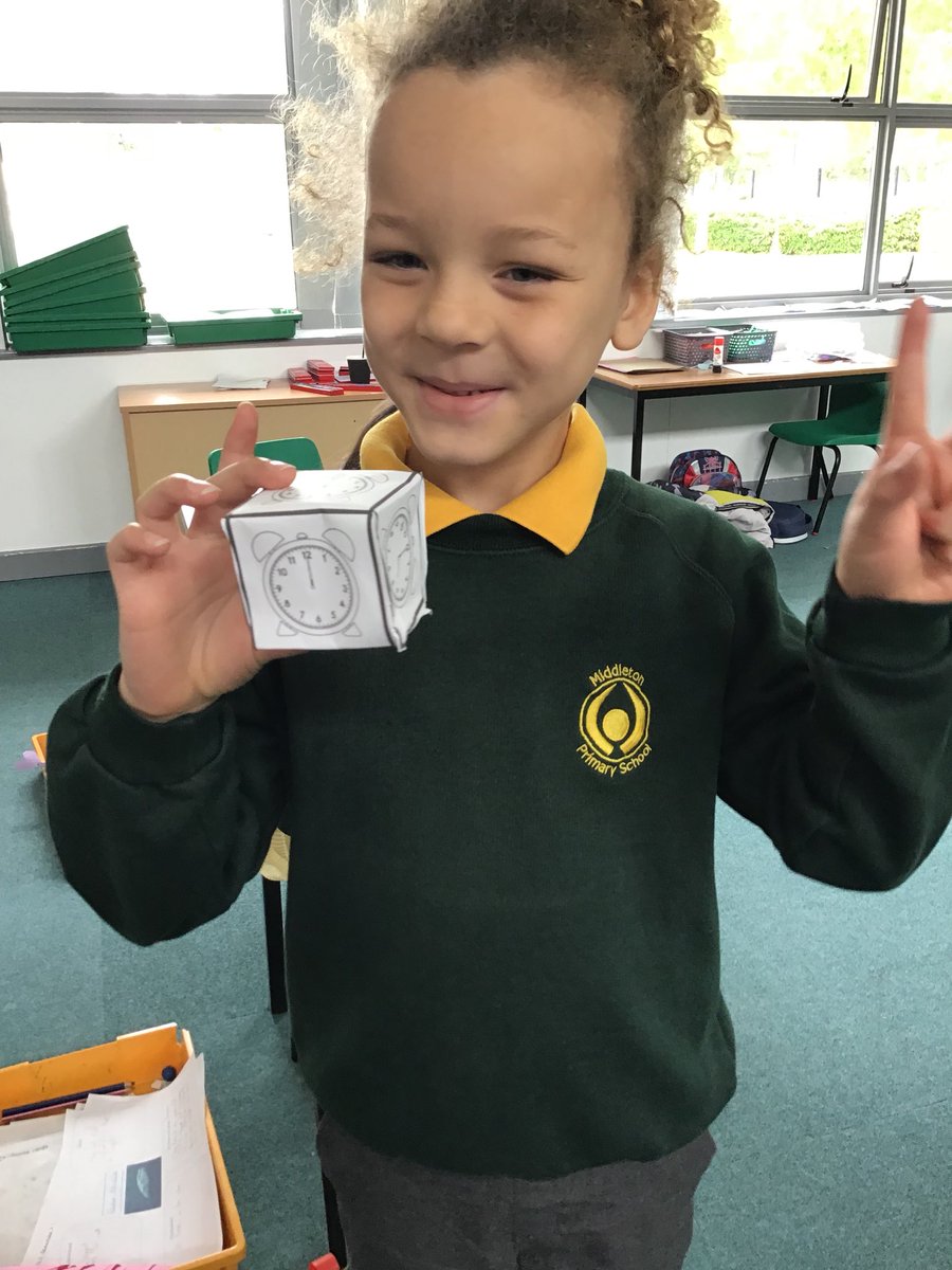 SparrowsMPS's tweet photo. This week we have been learning to tell the time to the hour ⏰ Today we are making dice so we can practice telling the time! https://t.co/eHX5COGUqB