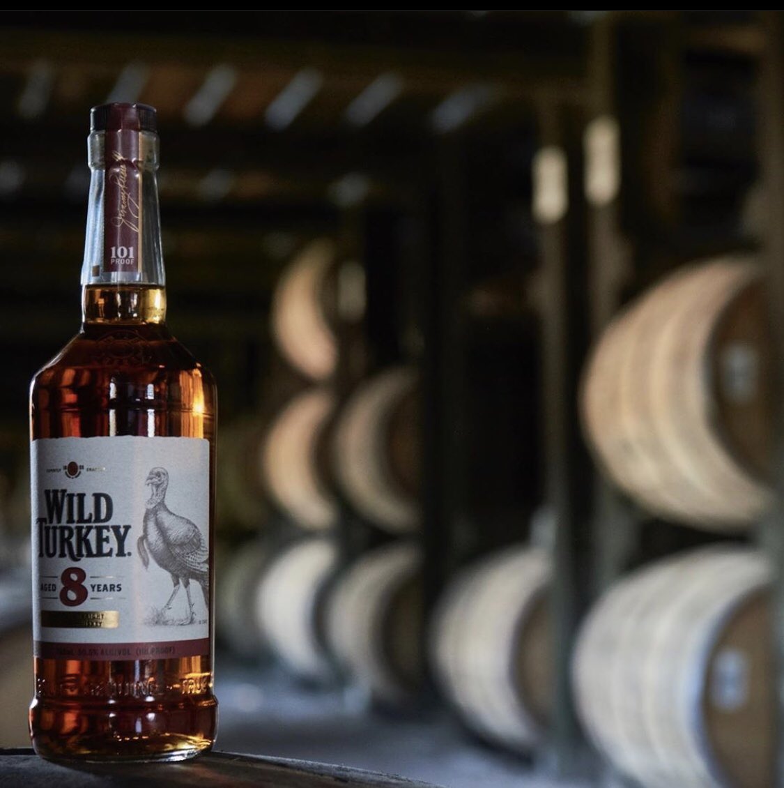 Wildturkey 世界で愛されているバーボン その味とコクに人々が酔いしれる Wildturkey Whisky Bourbon ワイルドターキー ワイルドターキー8年 ワイルドターキー13年 ウイスキー バーボン 家飲み ハイボール ロック ストレート キャンペーン