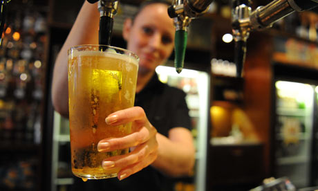 astonmanorcider's tweet image. Enjoying a pint of cider in a pub is great. If you head out this weekend:
Recognise things will be a bit different
Respect the staff and others in the venue
Responsibly enjoy great food and drink (especially cider!)
#EnjoySummerSafely