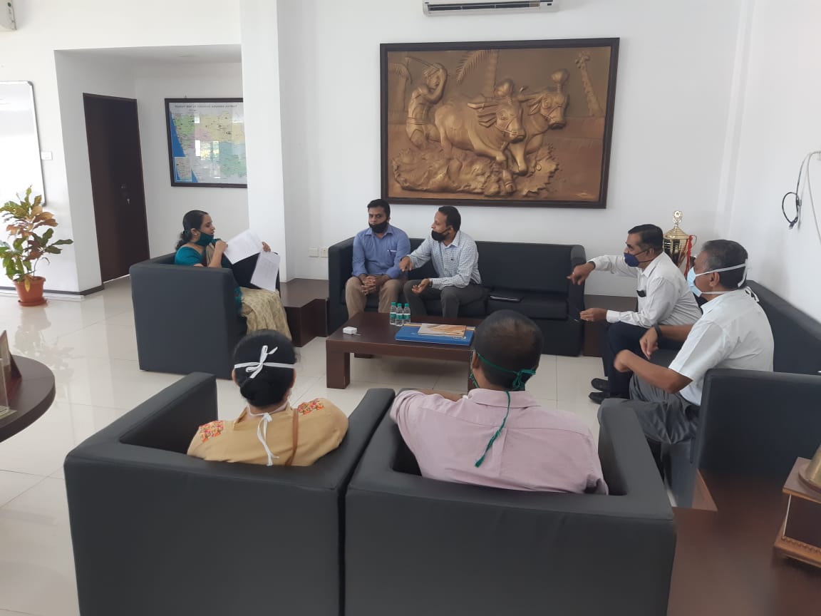KMC_Mangalore's tweet photo. Rapid Appraisal of District level Preparedness for COVID-19 Management (RAPPID) for DK, as directed by Govt. of Karnataka &amp; CPH, NIMHANS
Expert team: Dr R Holla, Dr Darshan, Dr Unnikrishnan (Community Medicine), Dr John Ramapuram &amp; Dr Shafir (Medicine), Dr Suchitra (Microbiology) https://t.co/Qb4tA2gUsO