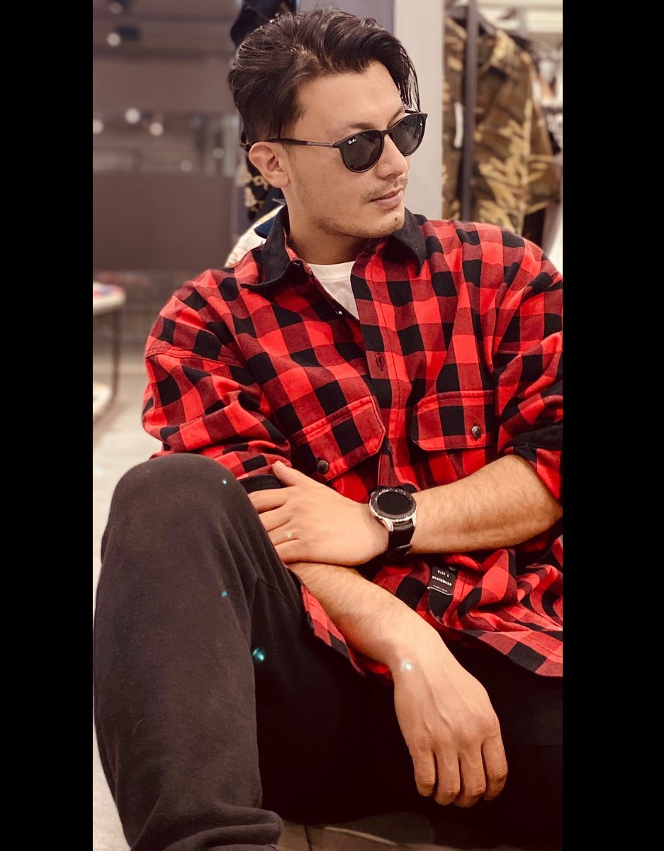 nirajanpradhan7's tweet photo. Make fashion your passion to bring out the most of you.

  @asharetail - #zara #civilmall https://t.co/Hcf04TEm19