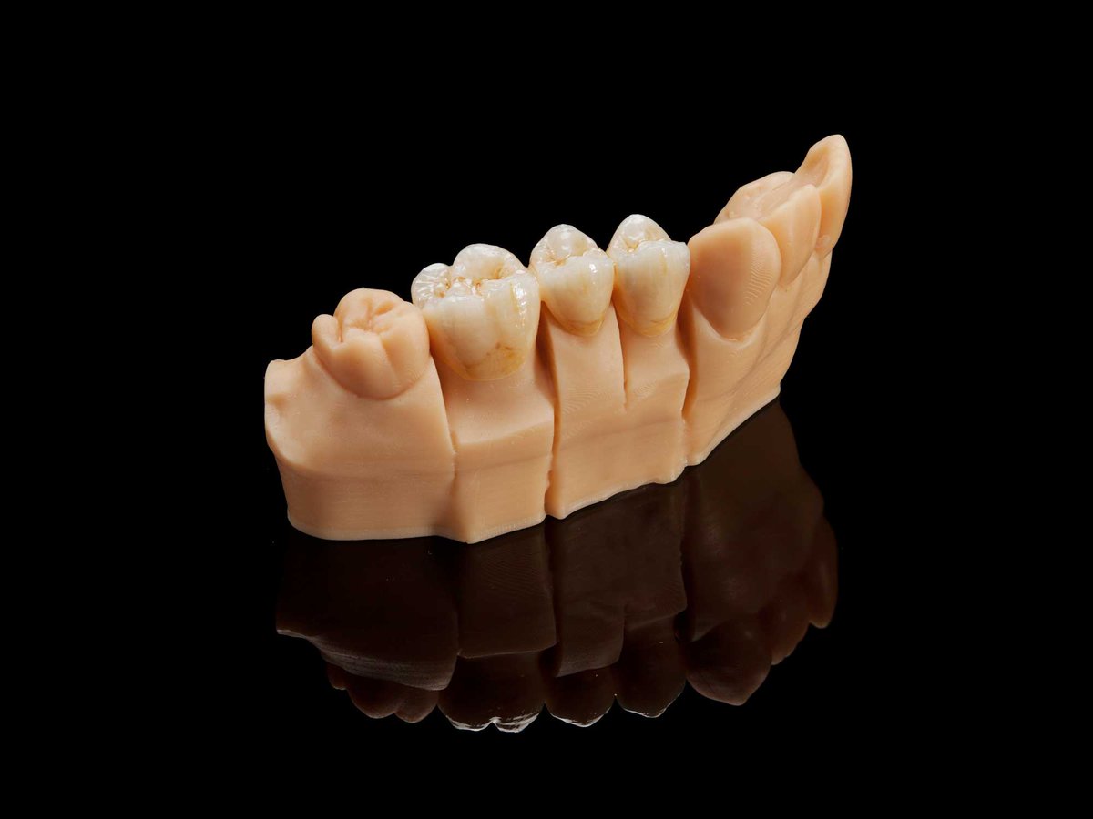 FullService_CDL's tweet photo. #Digital #dental #dentistry #crowns #clearaligners #allon4 #dds #zirconia #implant
Reducing shipping time, Saving-cost for you, just 48 hours after received files, Zirconia only 24 hours.
We have Professional team, Reliable quality, look forwards your inquiry. https://t.co/epxEk2w22T