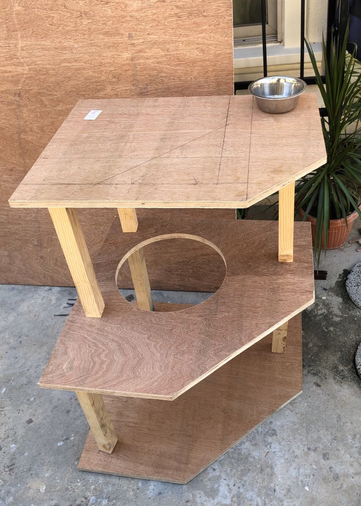 JustinSunicooo's tweet photo. Cat condos are expensive and I couldn’t find one that I really liked, so I designed and built one instead 😻 https://t.co/ihPH1gabh1
