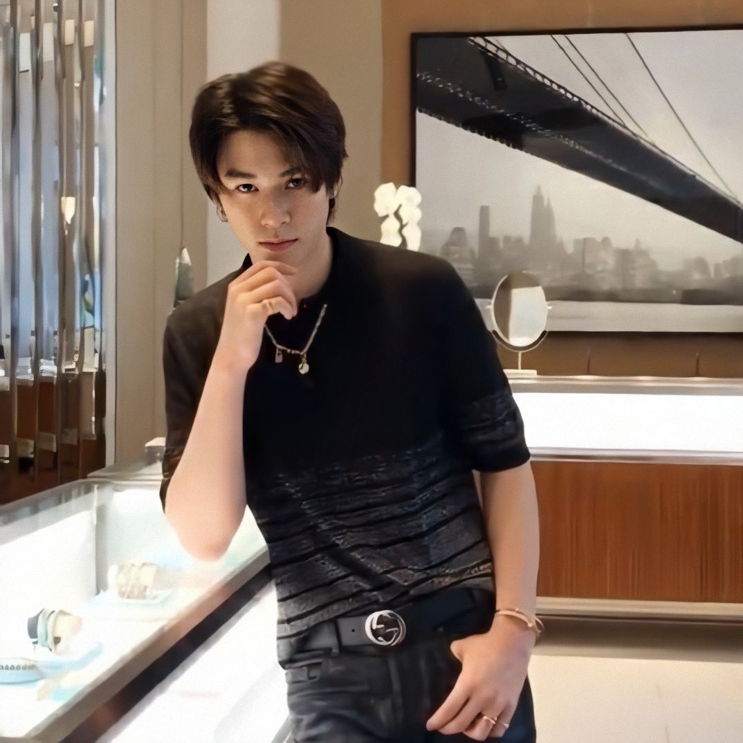 mysssmile's tweet photo. แสนเท่จังเลยค้าบบง🥺 https://t.co/NqT9fgobRk